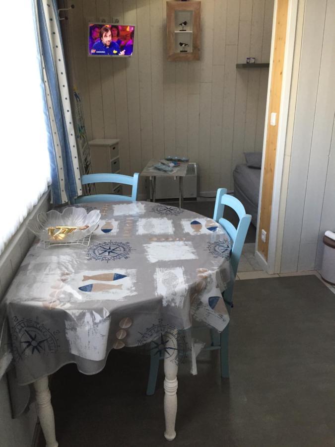 Petite Maison Dans Le Jardin آر أو رْ المظهر الخارجي الصورة